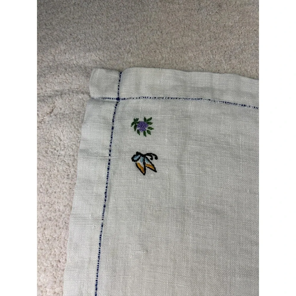 Vintage Embroidered Linen Tablecloth 31x48 Floral‎ Basket Butterfly Handmade